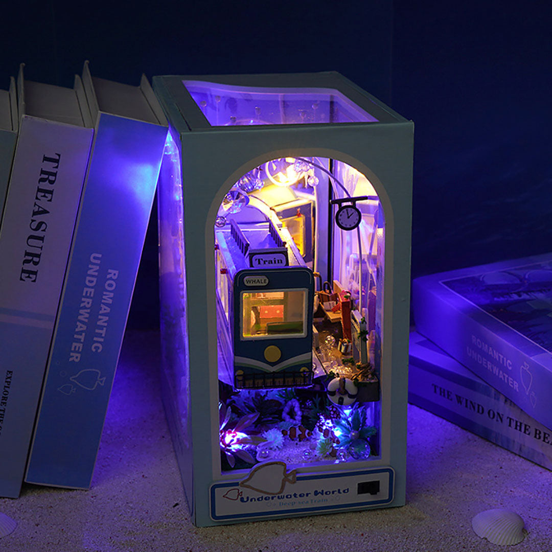 Underwater World DIY Crafts Book Nook Kit